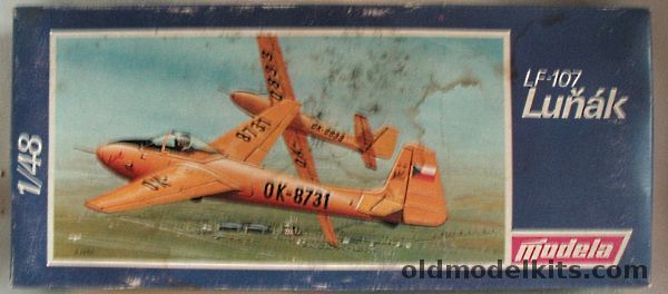 Modela 1/48 LF-107 Lunak Glider plastic model kit